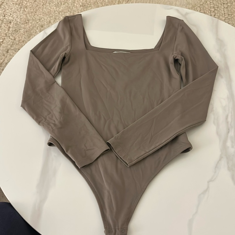 Aritzia Contour Bodysuit